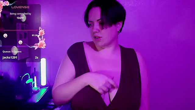 Snapshot of BlackkkVelvet chatting on February 27, 2026, 11:48 pm BlackkkVelvet online show from February 27, 2026, 11:48 pm