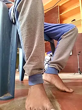 Snapshot of bigcock_thick chatting on March 15, 2026, 2:40 am bigcock thick online show from March 15, 2026, 2:40 am