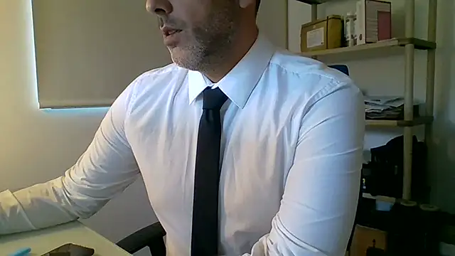 66MA69 online show from November 5, 2025, 1:25 pm