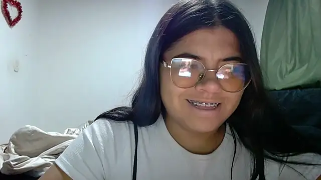 viccky vick online show from October 28, 2025, 11:58 pm