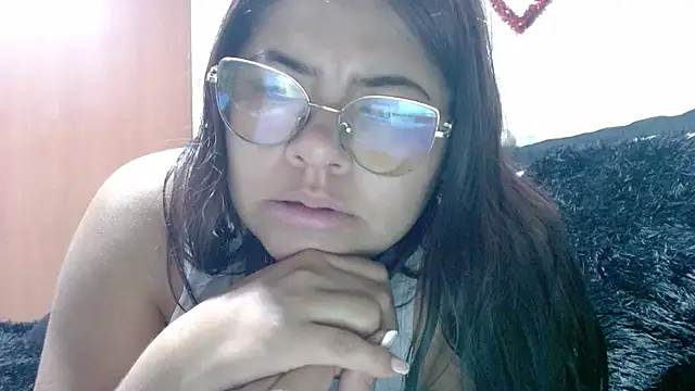 viccky vick online show from February 26, 2026, 2:33 am