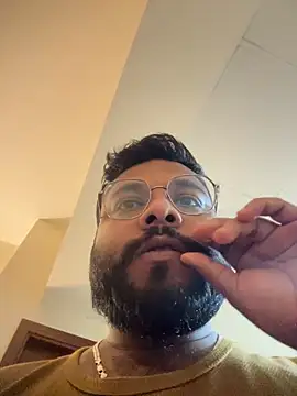 SoloChill online show from April 3, 2026, 12:28 am