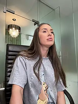 Anya-Ray online show from May 29, 2026, 11:49 am