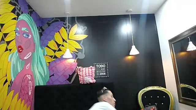 SimonAndJocelyn online show from March 11, 2025, 7:58 pm