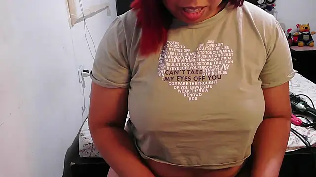 alexandraluv online show from February 1, 2026, 2:21 am