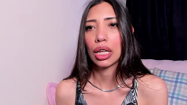 Miss veronicaa2 online show from November 27, 2025, 1:00 pm