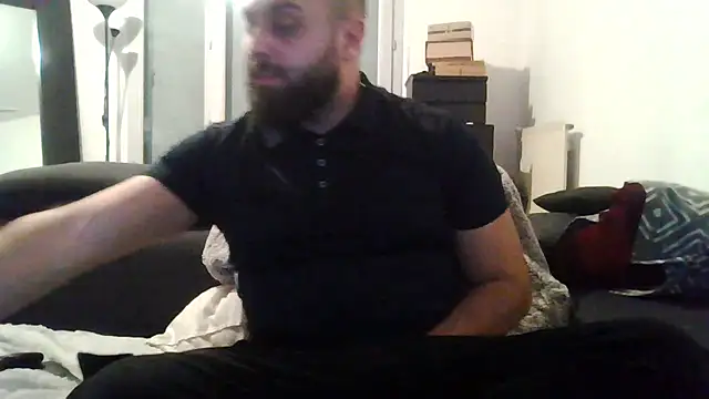 Snapshot of Zer_oki chatting on November 23, 2025, 7:46 pm Zer oki online show from November 23, 2025, 7:46 pm