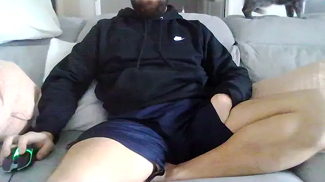 Snapshot of Zer_oki chatting on February 1, 2026, 12:03 pm Zer oki online show from February 1, 2026, 12:03 pm