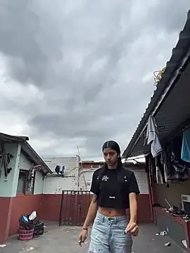 Snapshot of eva_roseee chatting on April 5, 2026, 2:57 pm eva roseee online show from April 5, 2026, 2:57 pm