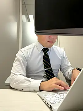 Nobu 469 online show from October 27, 2025, 9:32 am