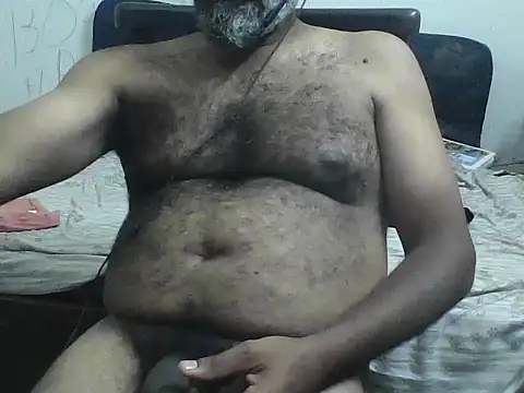 awesomeroc123 online show from July 19, 2026, 4:37 pm