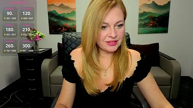 Snapshot of Mira_Whites chatting on February 11, 2026, 1:00 pm Mira Whites online show from February 11, 2026, 1:00 pm