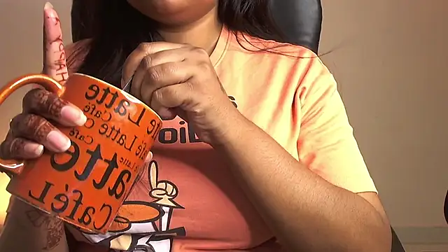 Snapshot of Kannu- chatting on October 11, 2025, 4:57 am Kannu- online show from October 11, 2025, 4:57 am