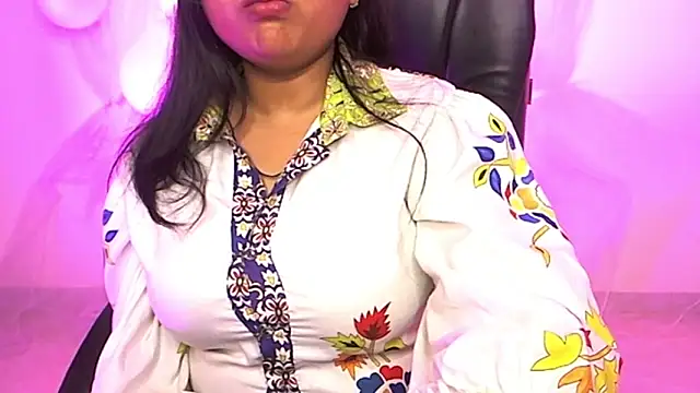 Snapshot of Kannu- chatting on March 10, 2025, 8:06 am Kannu- online show from March 10, 2025, 8:06 am
