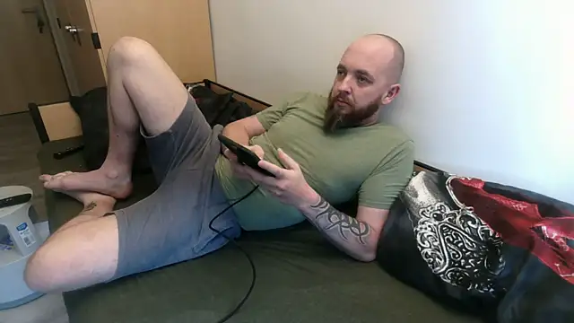 Chester 2006 online show from February 19, 2025, 2:55 pm