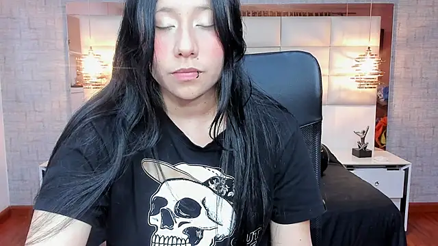 Nohemi louse online show from November 15, 2025, 6:56 pm