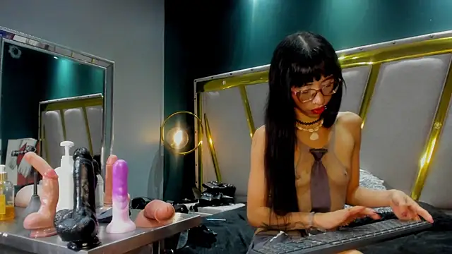 Mara Gonzalez online show from February 13, 2026, 12:05 pm