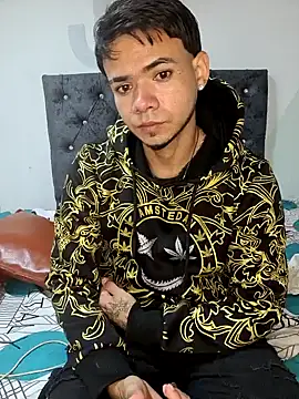 Niick01  online show from November 24, 2025, 1:27 am