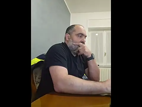 fuocovivo4 online show from March 29, 2026, 7:15 pm