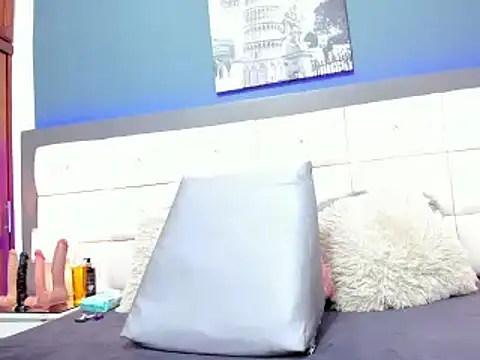 DayannaBronx online show from February 20, 2025, 10:15 pm