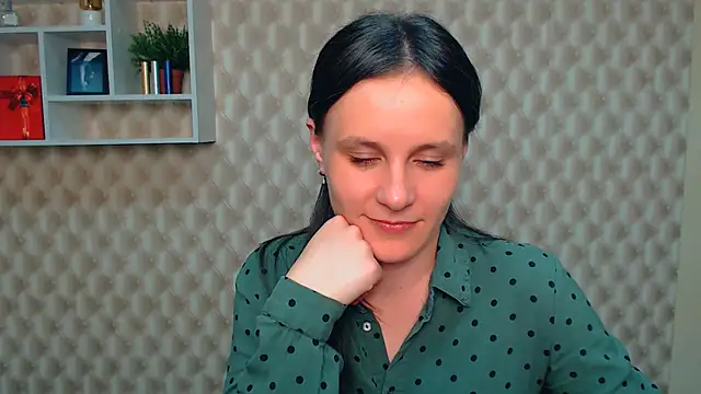 ValeriaHeart  online show from March 21, 2025, 6:07 pm