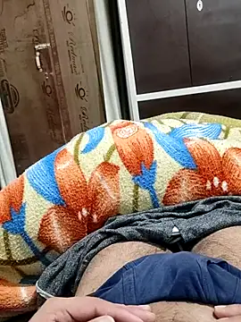 Hot funky boy online show from February 10, 2025, 4:14 pm