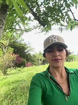 Sofiadelacruz online show from July 1, 2026, 8:20 pm