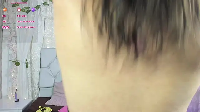 Rachel new20 online show from November 12, 2025, 10:02 pm