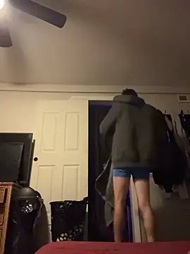 Snapshot of Codybugs0206 chatting on February 23, 2025, 1:02 am Codybugs0206 online show from February 23, 2025, 1:02 am