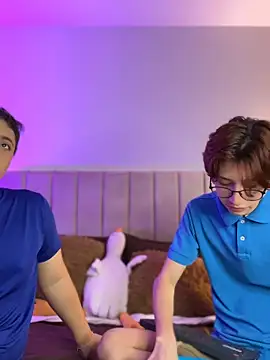 Snapshot of jacob_and_sam chatting on November 13, 2025, 4:05 am jacob and sam online show from November 13, 2025, 4:05 am