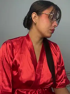 Snapshot of megan_cl chatting on March 2, 2025, 1:20 pm megan cl online show from March 2, 2025, 1:20 pm