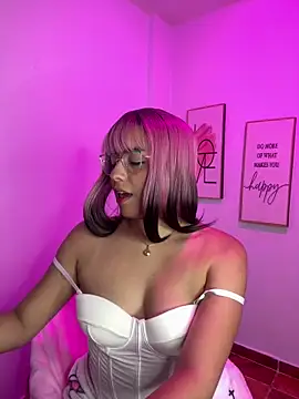 Snapshot of megan_cl chatting on February 4, 2025, 7:44 pm megan cl online show from February 4, 2025, 7:44 pm