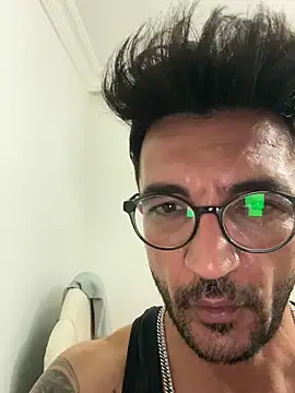 Snapshot of Fatihsinan chatting on February 28, 2026, 9:58 pm Fatihsinan online show from February 28, 2026, 9:58 pm