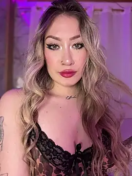 Lally Valencia   online show from May 13, 2026, 4:52 am