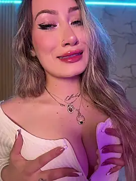 Lally Valencia   online show from November 29, 2025, 8:36 am