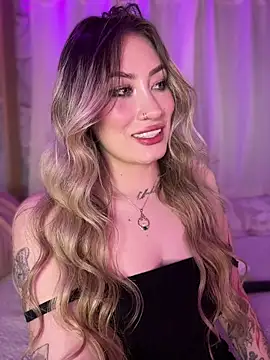 Lally Valencia   online show from June 27, 2026, 12:33 pm
