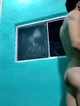 Snapshot of duquehotvoy chatting on February 20, 2025, 8:17 am duquehotvoy online show from February 20, 2025, 8:17 am