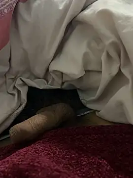 Niceorange69 online show from March 19, 2025, 12:45 pm