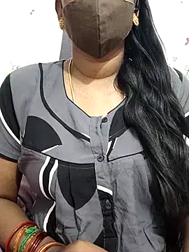 Snapshot of Tamil_Meera12 chatting on February 28, 2026, 11:32 am Tamil Meera12 online show from February 28, 2026, 11:32 am