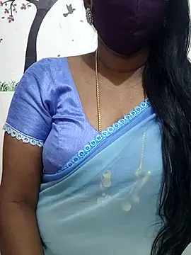 Snapshot of Tamil_Meera12 chatting on February 7, 2026, 6:05 pm Tamil Meera12 online show from February 7, 2026, 6:05 pm