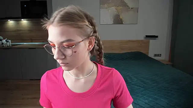 Snapshot of Enjoy_everymoment_ chatting on February 14, 2025, 7:44 pm Enjoy everymoment online show from February 14, 2025, 7:44 pm