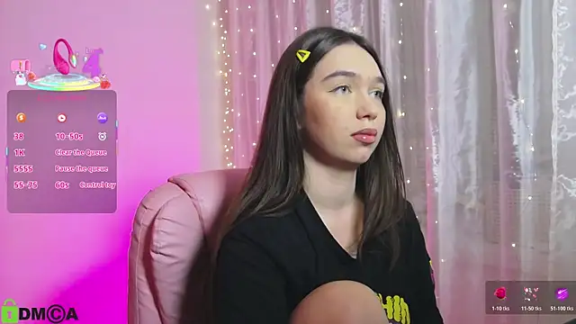 Arianahot777 online show from November 4, 2025, 9:51 pm