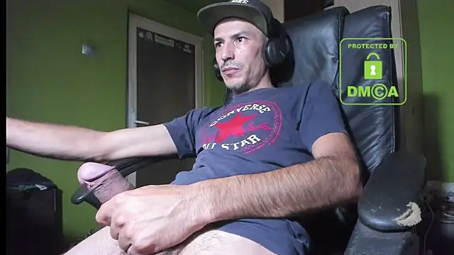 BigCumShoot online show from September 29, 2025, 6:42 am