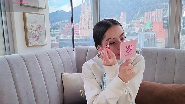 Daphne chers online show from February 19, 2026, 7:44 pm