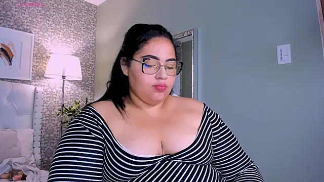  michel bbw online show from February 21, 2025, 2:28 am