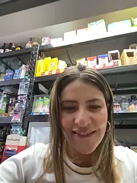 Andrea18 blonde online show from March 29, 2026, 3:46 pm