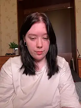 Viesicaa online show from November 2, 2025, 5:34 am