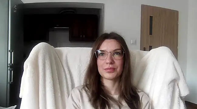 aurora lust online show from February 24, 2025, 7:44 am