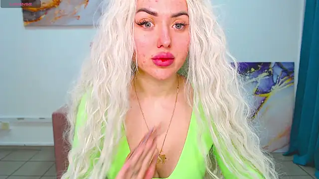 MissisCaty online show from March 13, 2025, 4:01 pm