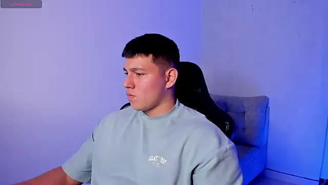 JamesCr  online show from January 6, 2026, 2:59 am